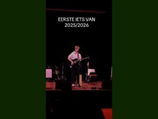 De eerste IETS is een feit! Afgelopen 1 oktober kwamen een hoop leerlingen bij elkaar voor een succesvolle aftrap van het iets jaar. Noteer alvast de volgende datum: 4 december. Ook de docenten komen deze editie met een optreden die je niet wilt missen!